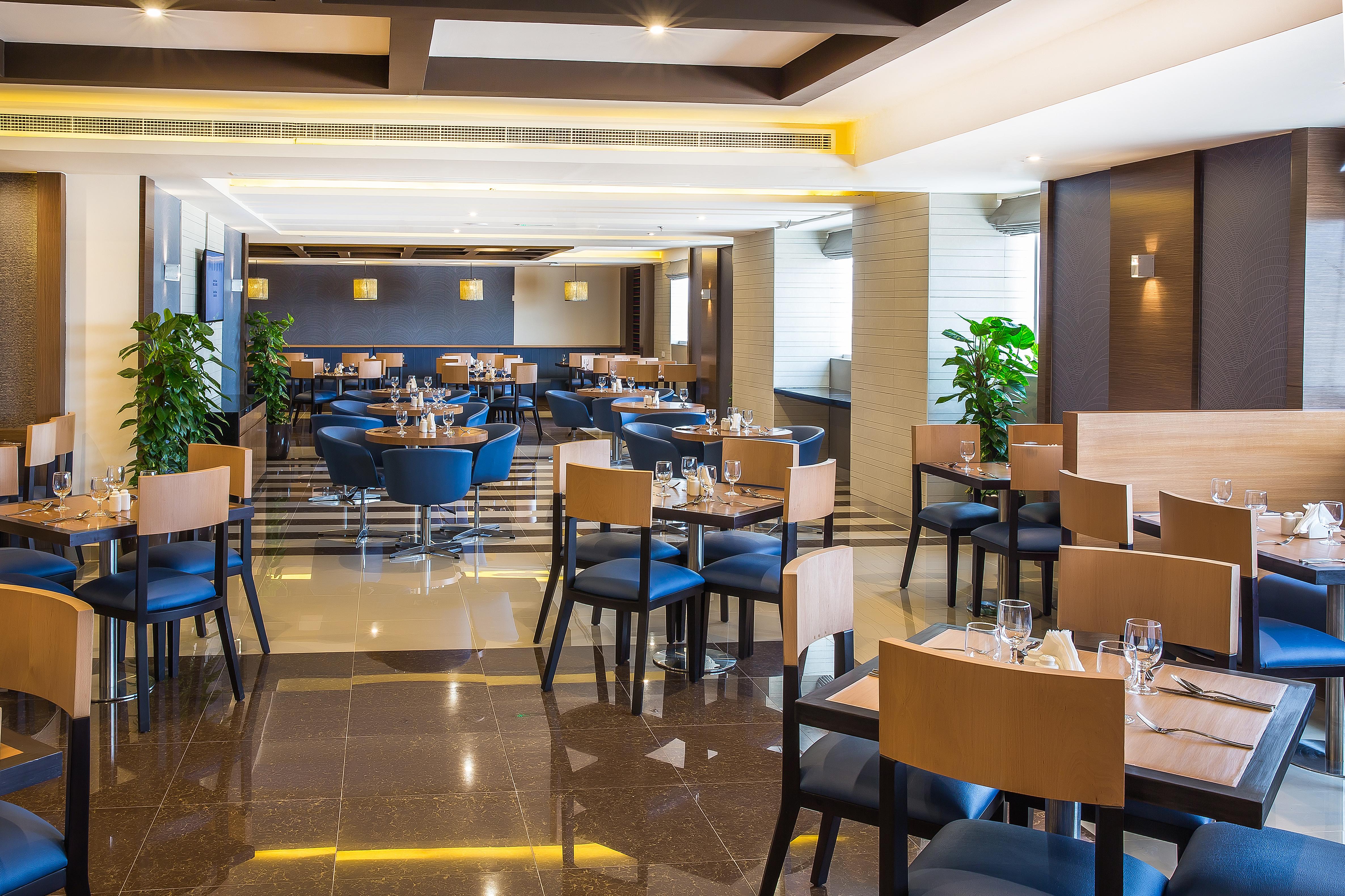 V Hotel Fujairah Exterior photo