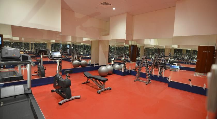V Hotel Fujairah Exterior photo