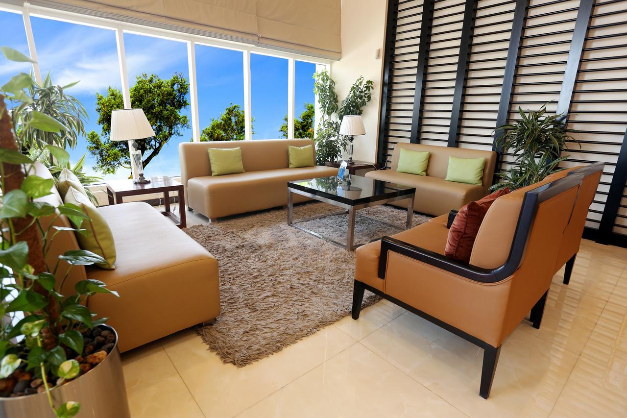 V Hotel Fujairah Exterior photo