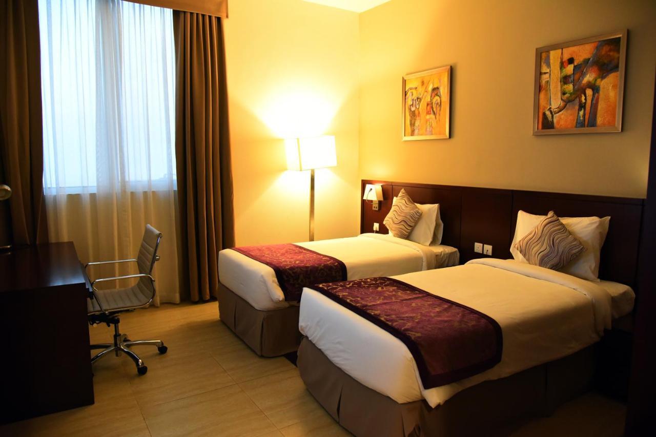 V Hotel Fujairah Exterior photo